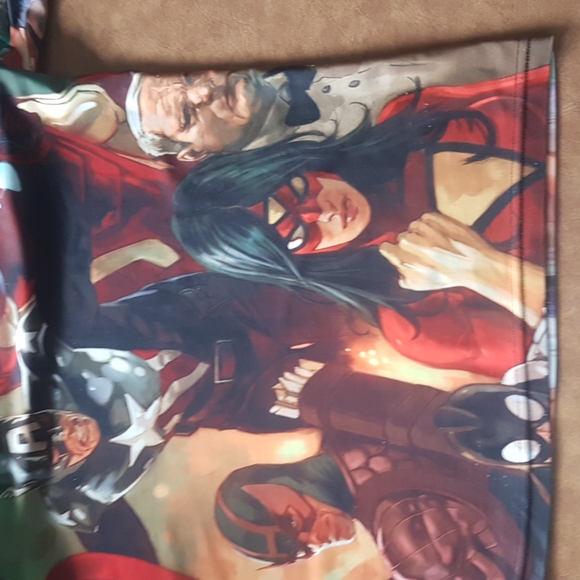 Marvel Unisex T-Shirt S-M - Picture 2 of 8